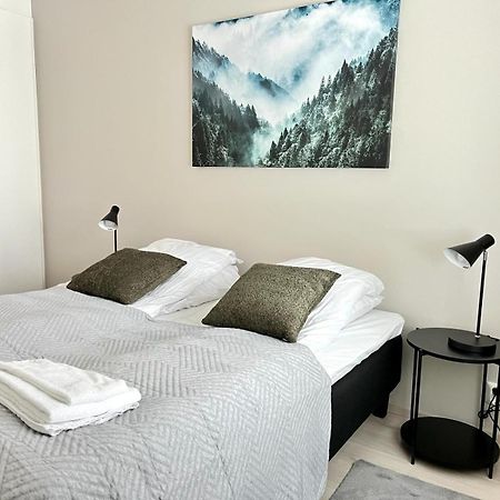 Kotimaailma Apartments Tervapaeaesky I Uleåborg Exteriör bild