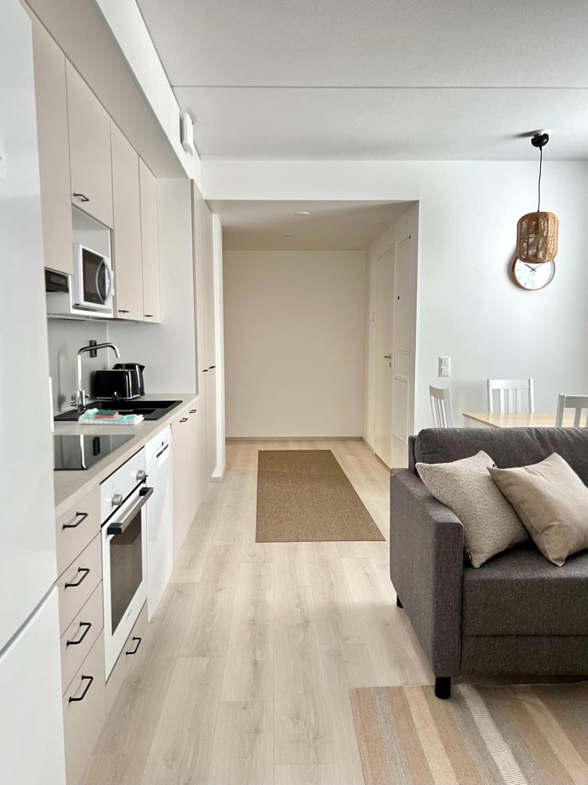 Kotimaailma Apartments Tervapaeaesky I Uleåborg Exteriör bild