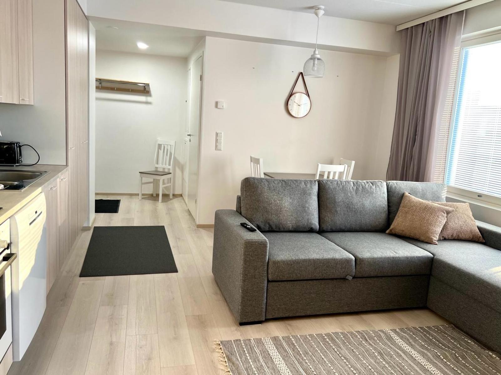 Kotimaailma Apartments Tervapaeaesky I Uleåborg Exteriör bild