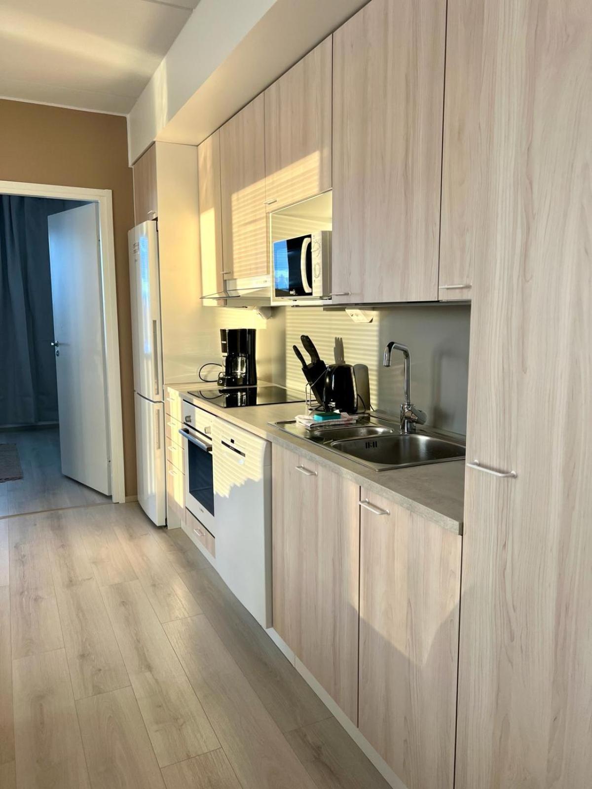 Kotimaailma Apartments Tervapaeaesky I Uleåborg Exteriör bild
