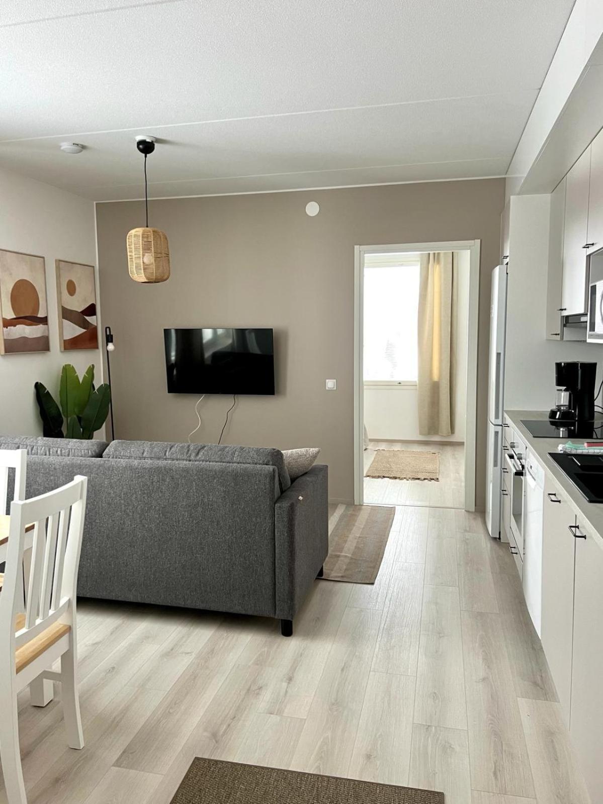 Kotimaailma Apartments Tervapaeaesky I Uleåborg Exteriör bild