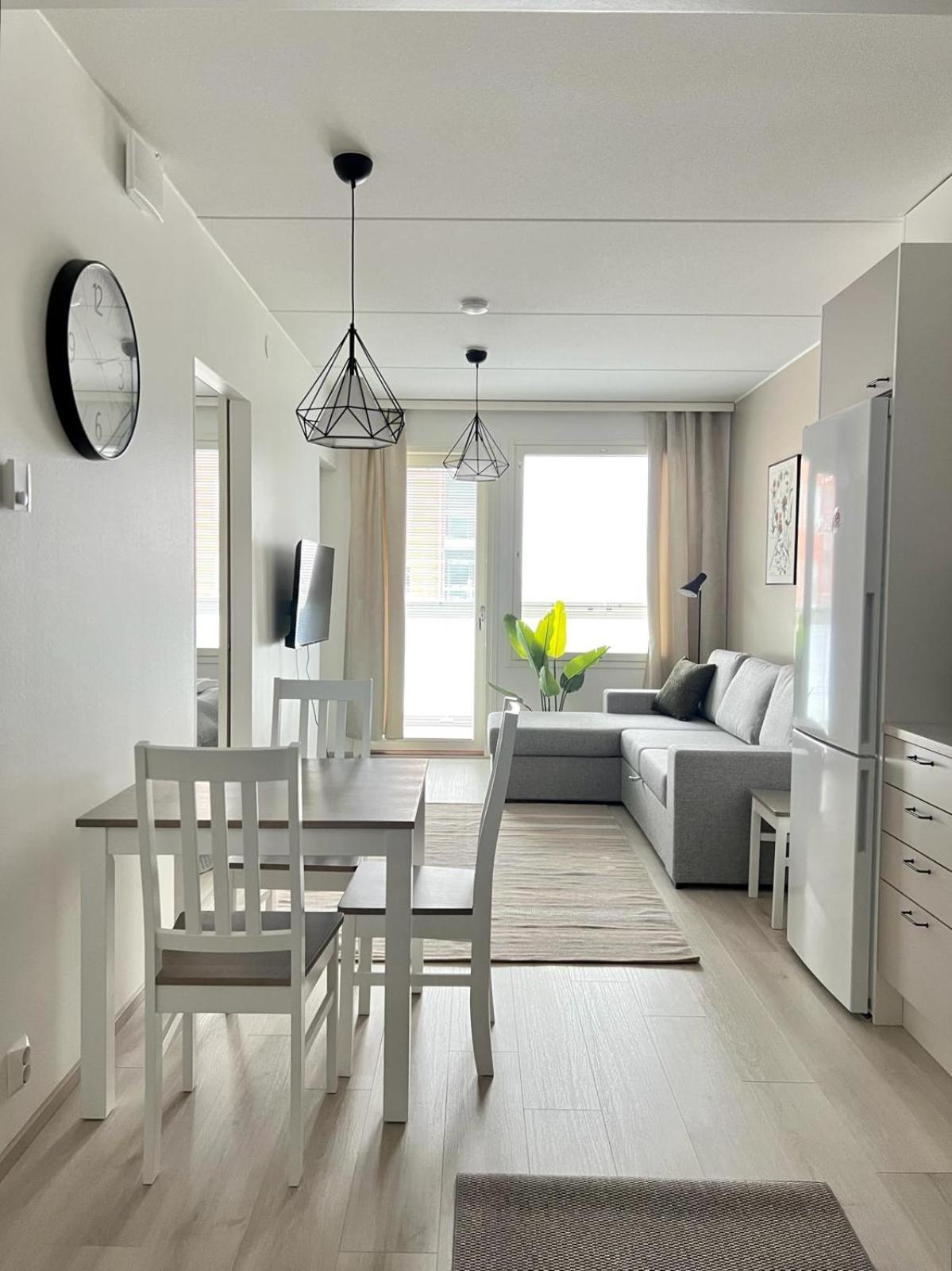Kotimaailma Apartments Tervapaeaesky I Uleåborg Exteriör bild
